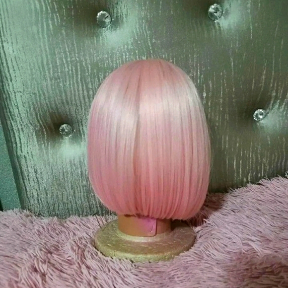 Synthetic wig - Picture 2 of 7